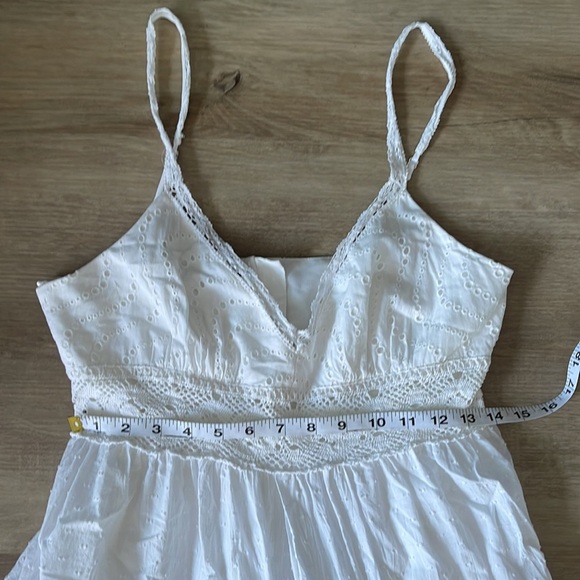 BCBG MAXAZRIA White Eyelet Maxi Tiered Sundress M cottagecore - Picture 6 of 8